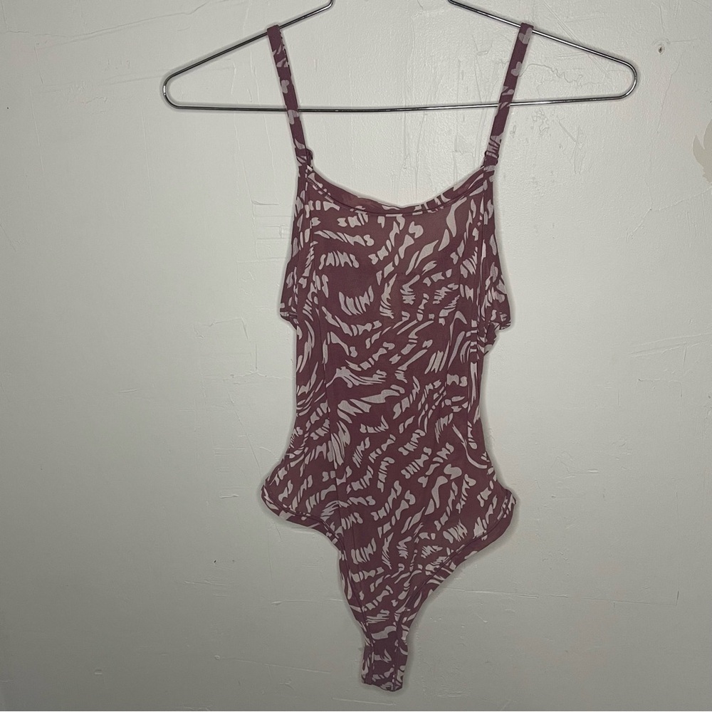Skims Summer Mesh Strappy Bodysuit |Color: Raspberry Swirl| LIMITED EDITION|​​